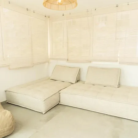 Cozy House - Minimaliste 펜션 타리파